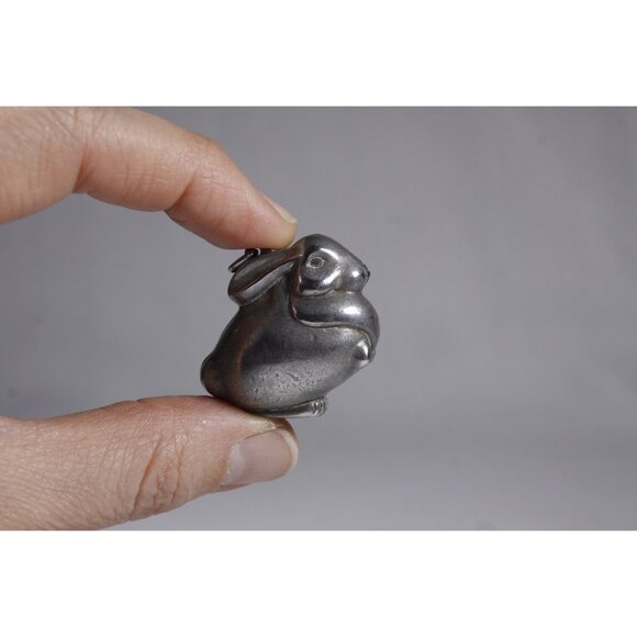 1970s Max Factor solid perfume bunny rabbit made in Thailand, bunny wish locket - Picture 3 of 10